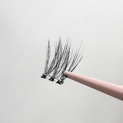 Selbstklebende Wimpern // ISABELLA